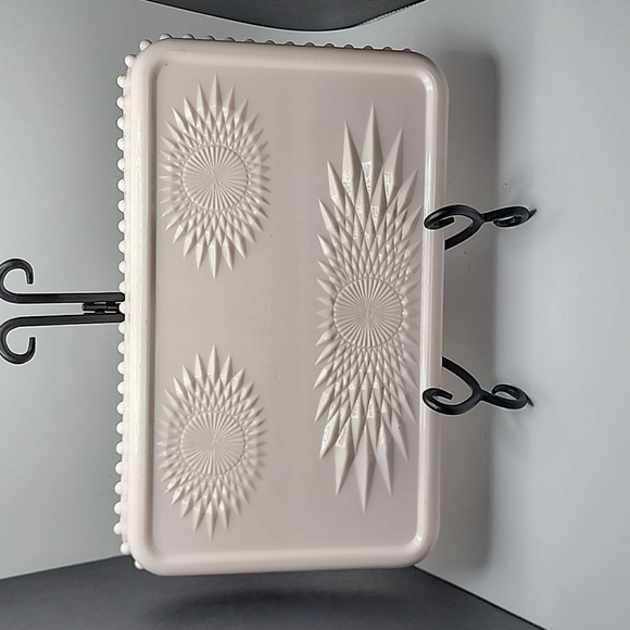 Milk Glass Pink Divided Serving Relish Dish Rare Vintage - Picture 5 of 5